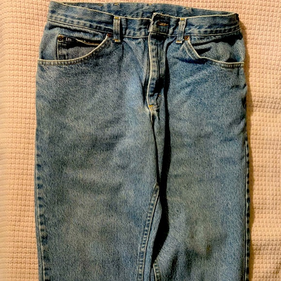 Mens Vintage Lee Denim Jeans - size 34 waist 32 length. No holes or torn hems. - Picture 1 of 6